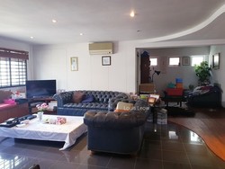 Blk 240 Pasir Ris Street 21 (Pasir Ris), HDB Executive #205542561